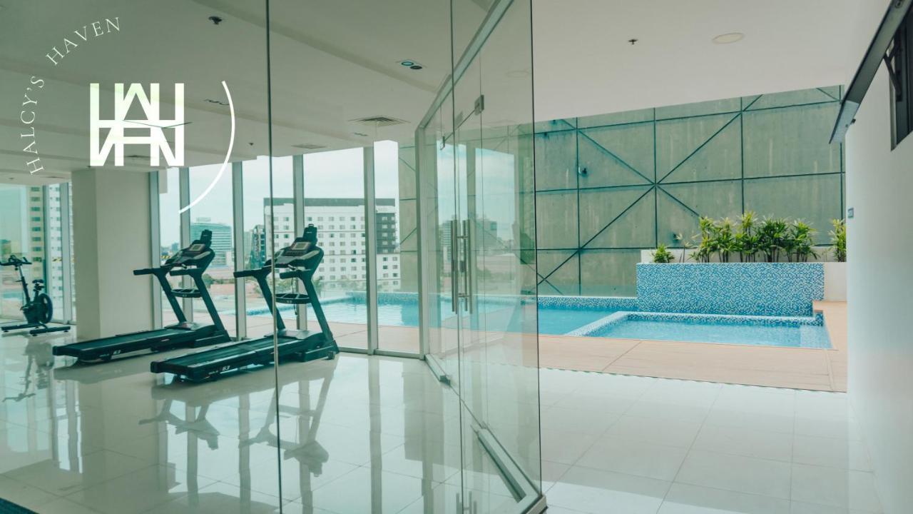 Halcy'S Haven, Studio Condo At The Heart Of Davao Luaran gambar