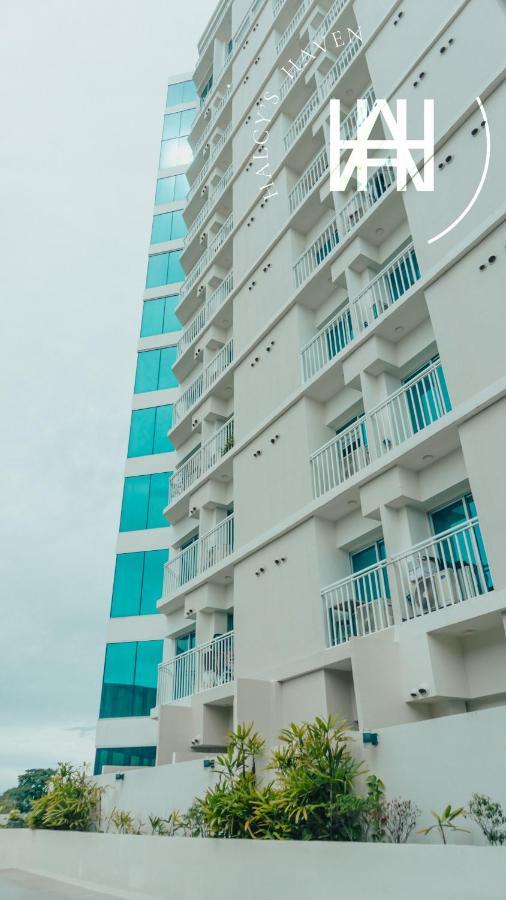 Halcy'S Haven, Studio Condo At The Heart Of Davao Luaran gambar