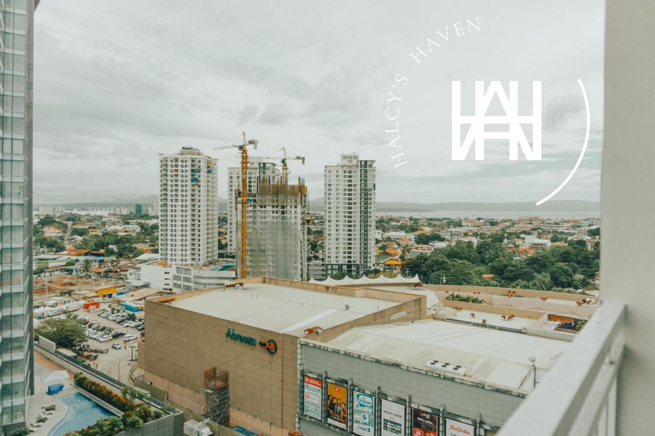 Halcy'S Haven, Studio Condo At The Heart Of Davao Luaran gambar