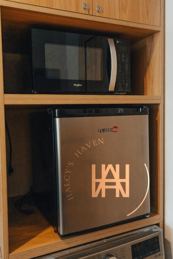 Halcy'S Haven, Studio Condo At The Heart Of Davao Luaran gambar